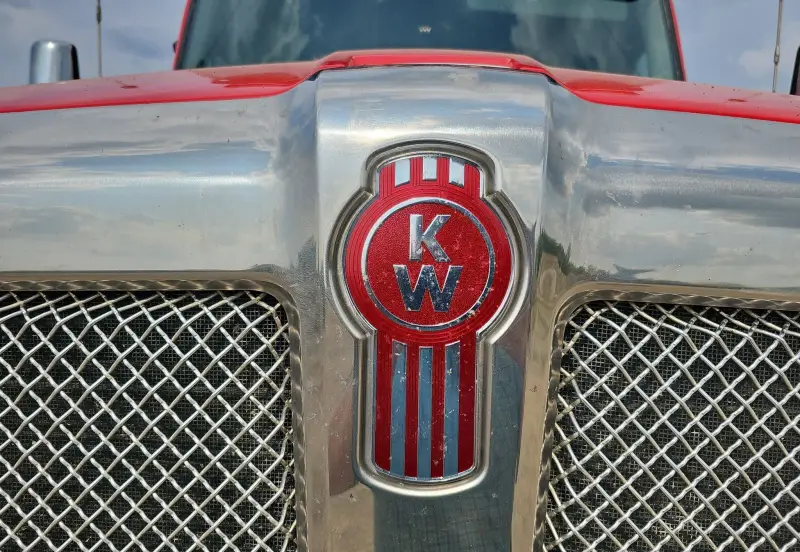 2015 Kenworth T880 photo 77