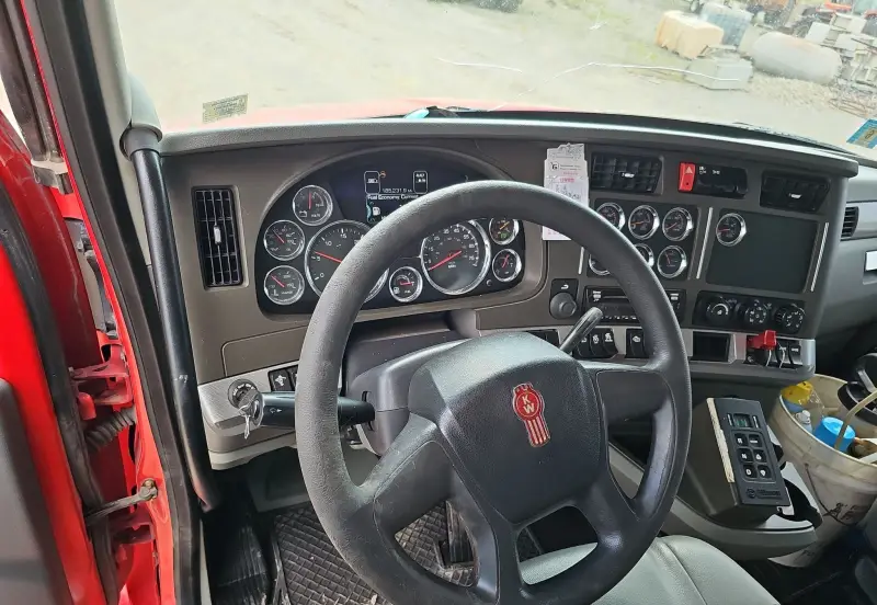 2015 Kenworth T880 photo 49