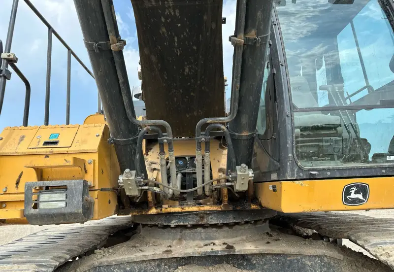 2017 John Deere 470G LC photo 65