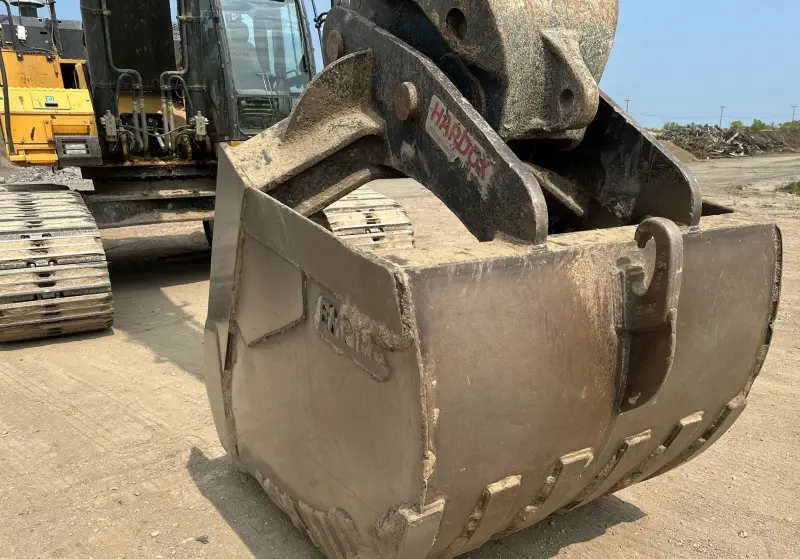 2017 John Deere 470G LC photo 21