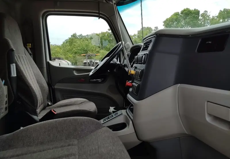 2021 Peterbilt 567 photo 50