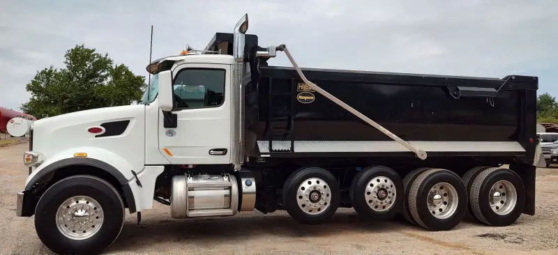 2021 Peterbilt 567 photo 8