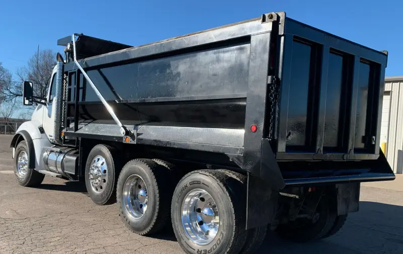 2016 Kenworth T880 photo 7