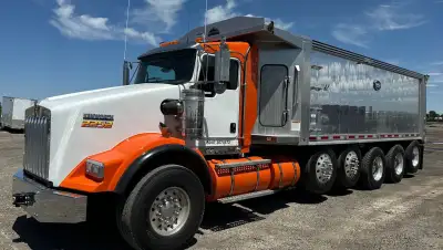 2022 Kenworth T800