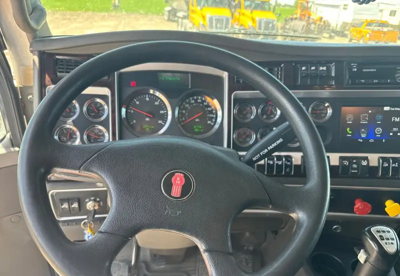 2022 Kenworth T800 photo 45