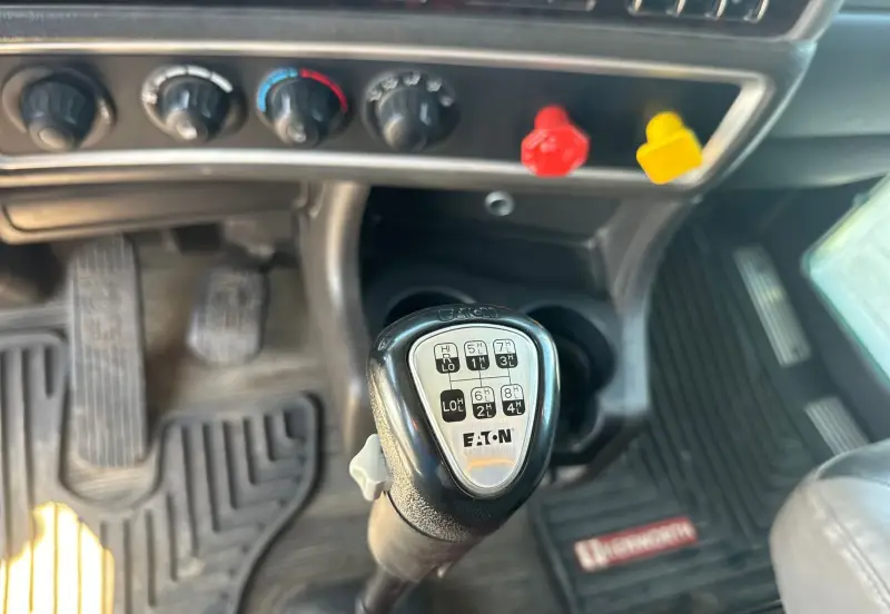 2022 Kenworth T800 photo 54