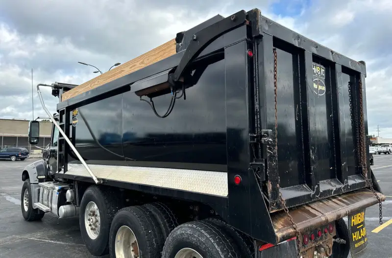 2019 Mack Granite photo 25