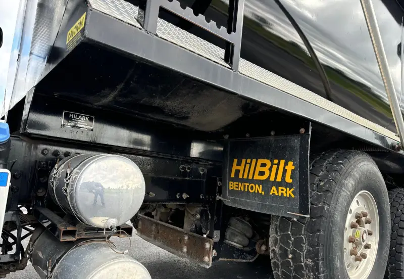 2019 Mack Granite photo 37