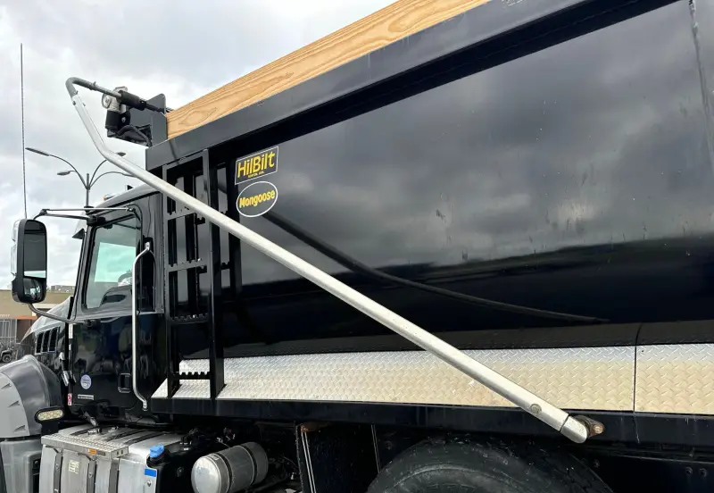 2019 Mack Granite photo 24
