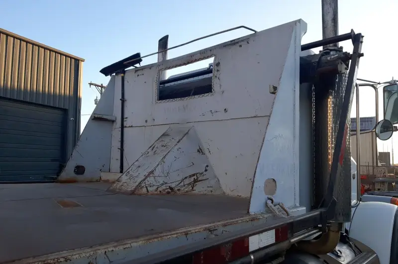 2006 Peterbilt photo 17