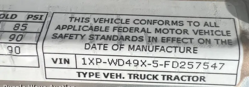 2015 Peterbilt 389 photo 77
