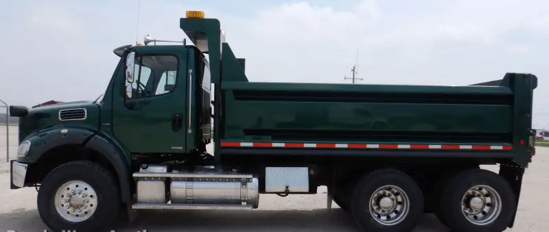 2012 Freightliner Business Class M2 112 photo 8