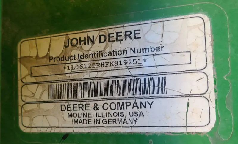 2015 John Deere 6125R photo 55