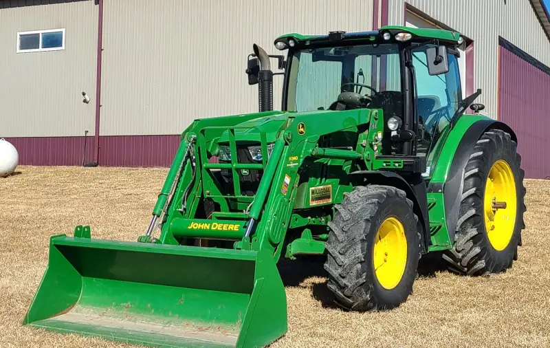 2015 John Deere 6125R photo 1