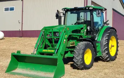 2015 John Deere 6125R