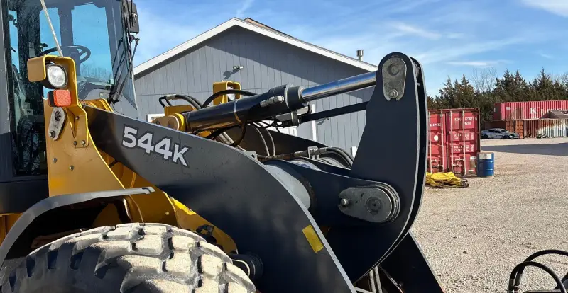2009 John Deere 544K photo 22