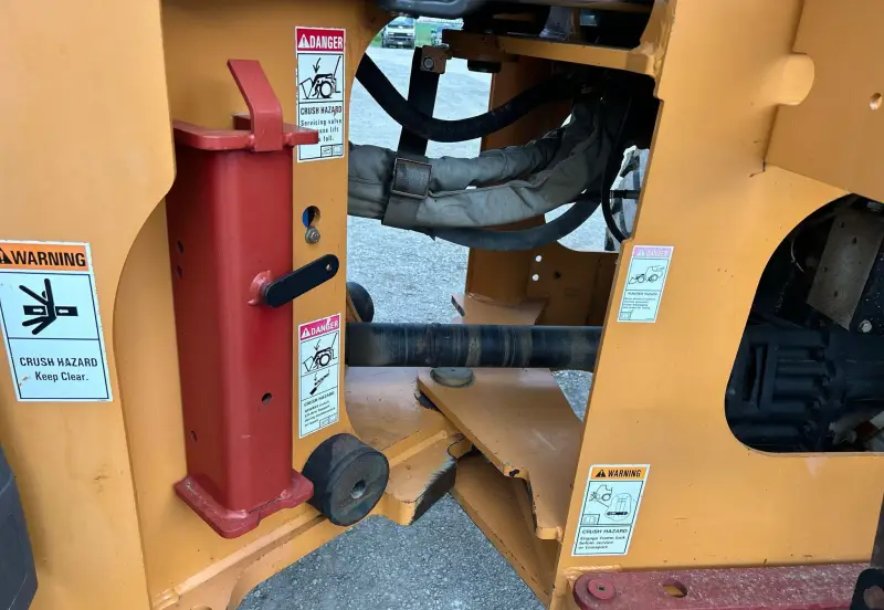 2007 Case 621D XT photo 31