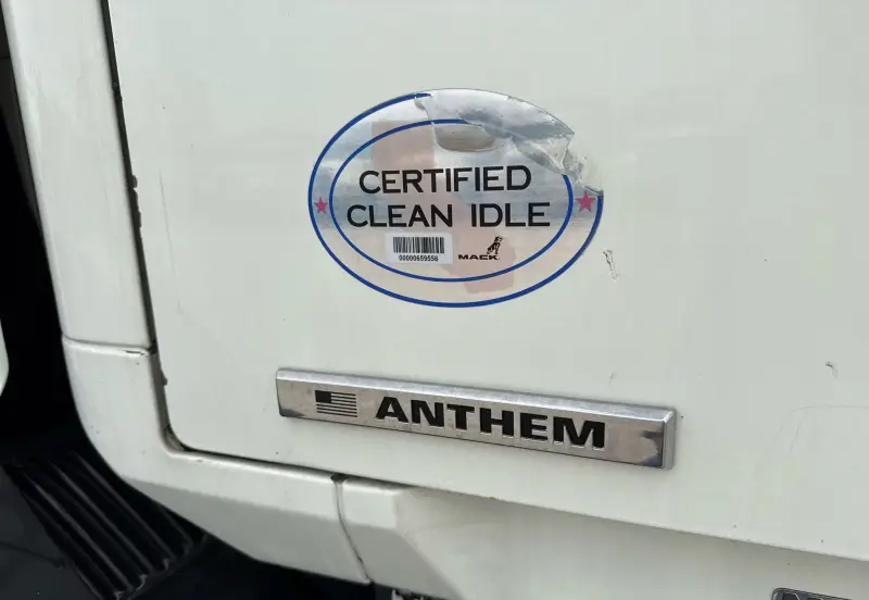 2019 Mack Anthem photo 11