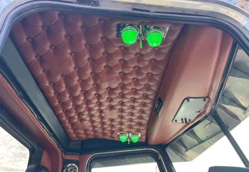 1990 Peterbilt 379 photo 80