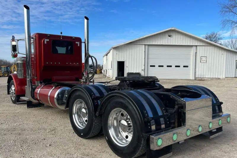 1990 Peterbilt 379 photo 7