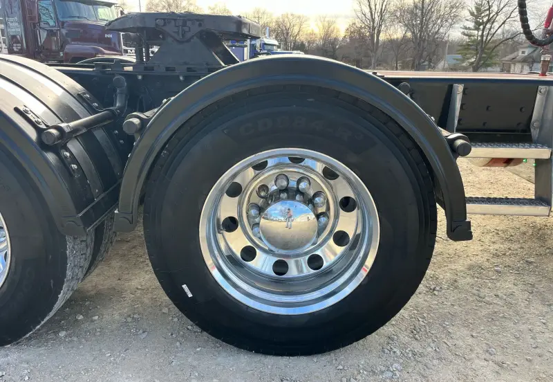 1990 Peterbilt 379 photo 104