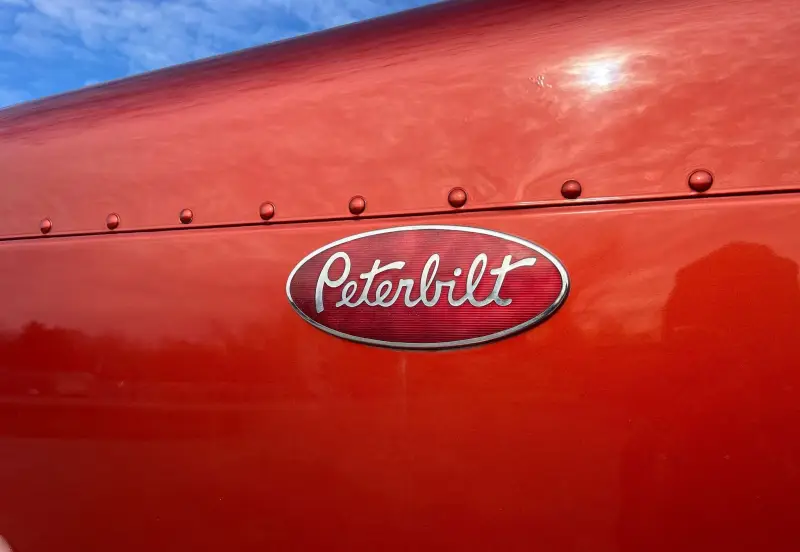 1990 Peterbilt 379 photo 112