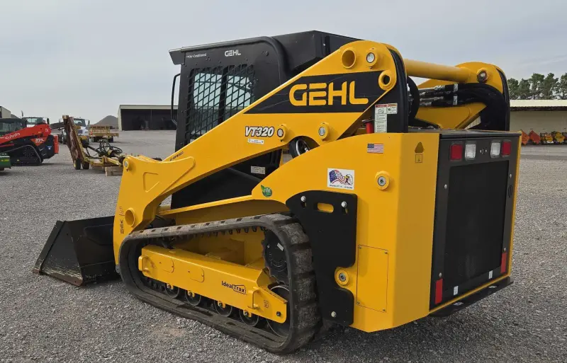 2023 Gehl VT320 photo 7