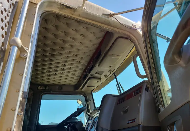 2008 Kenworth T800 photo 36