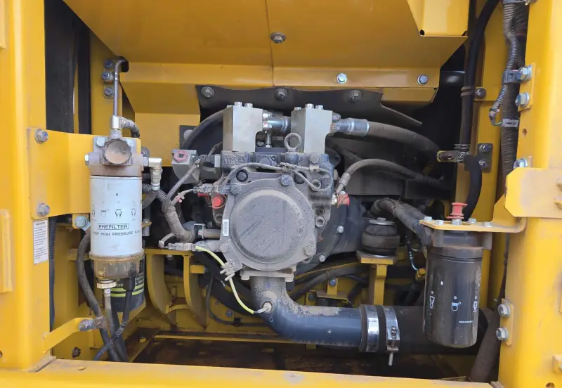 2023 Komatsu PC170LC-11 photo 33