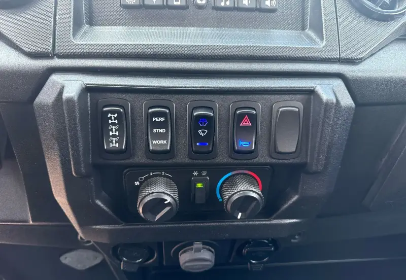 2025 Polaris XP1000 photo 51