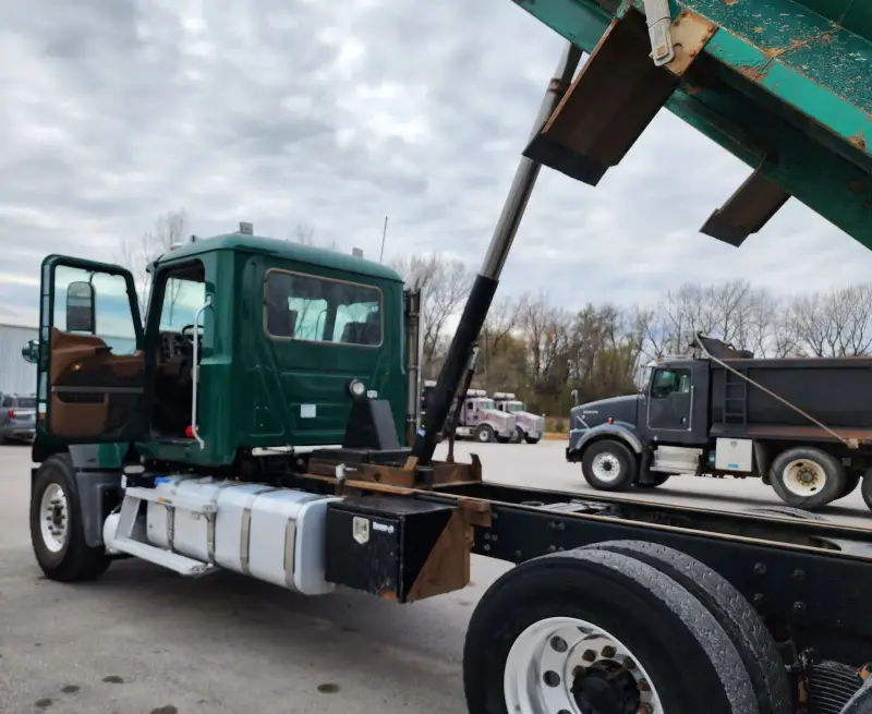 2018 Mack GU713 photo 59