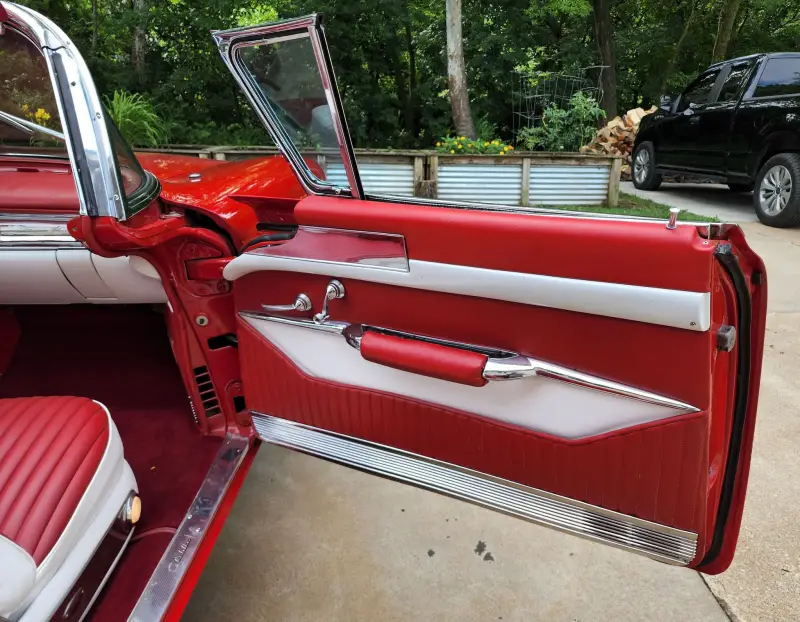 1957 Cadillac Eldorado Biarritz photo 29