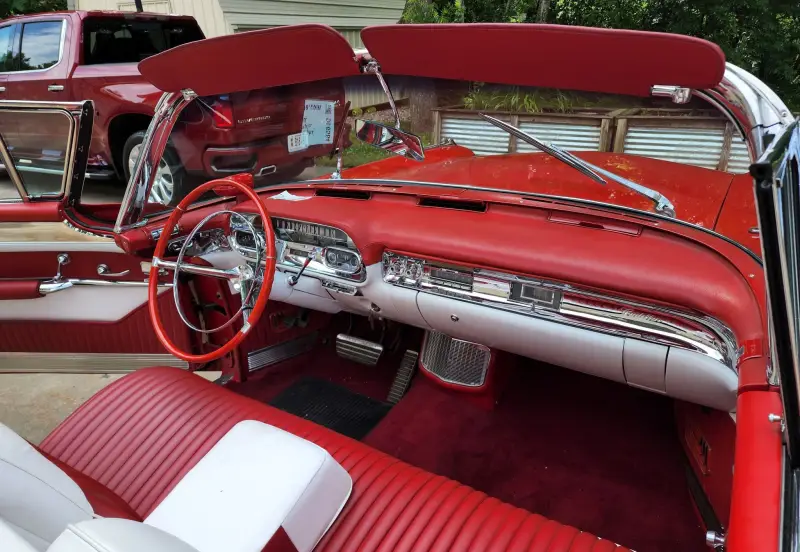 1957 Cadillac Eldorado Biarritz photo 25