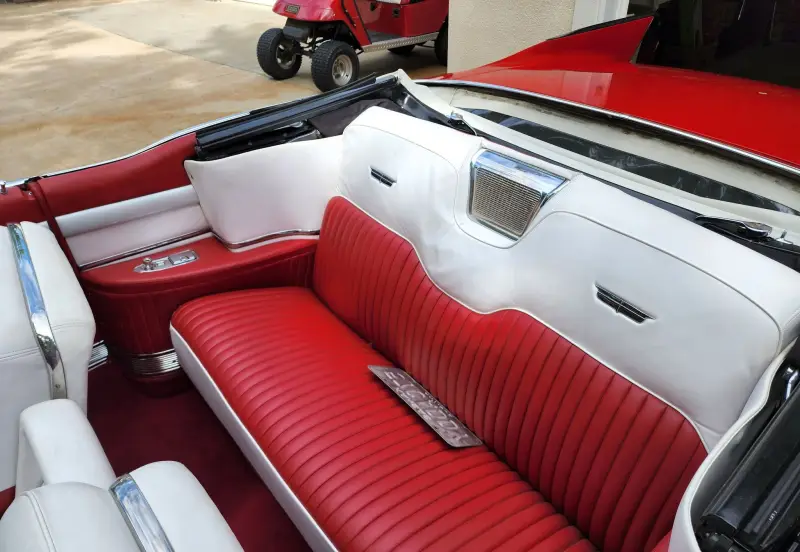 1957 Cadillac Eldorado Biarritz photo 23