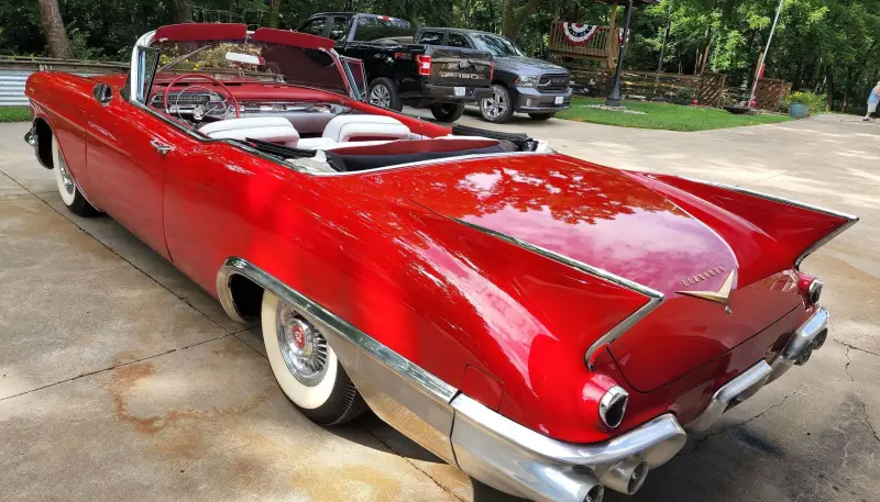 1957 Cadillac Eldorado Biarritz photo 7