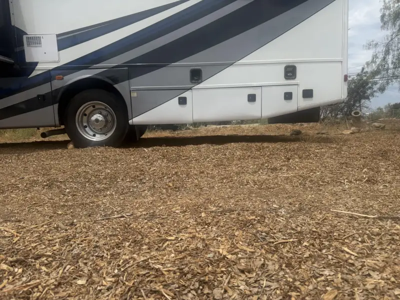 2017 Thor Outlaw 37BG photo 25