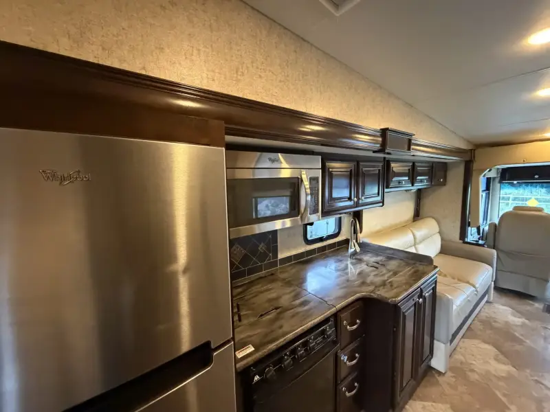 2017 Thor Outlaw 37BG photo 120