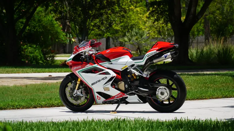 2015 MV Agusta F4 RC photo 23