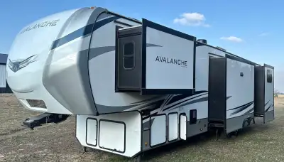 2023 Keystone Avalanche