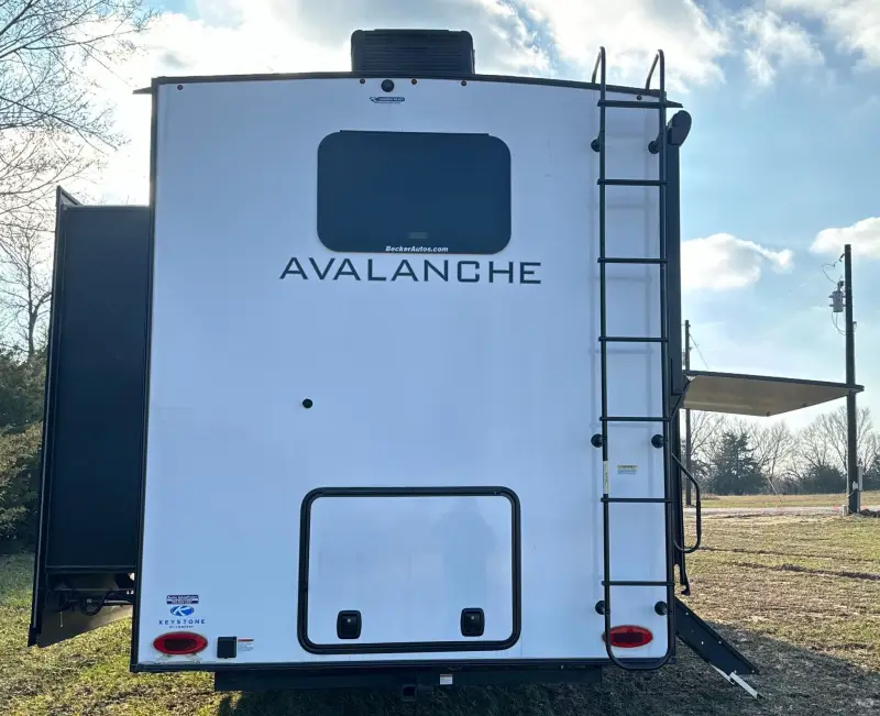 2023 Keystone Avalanche photo 6