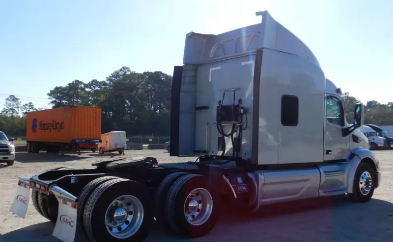2019 Peterbilt 579 photo 5