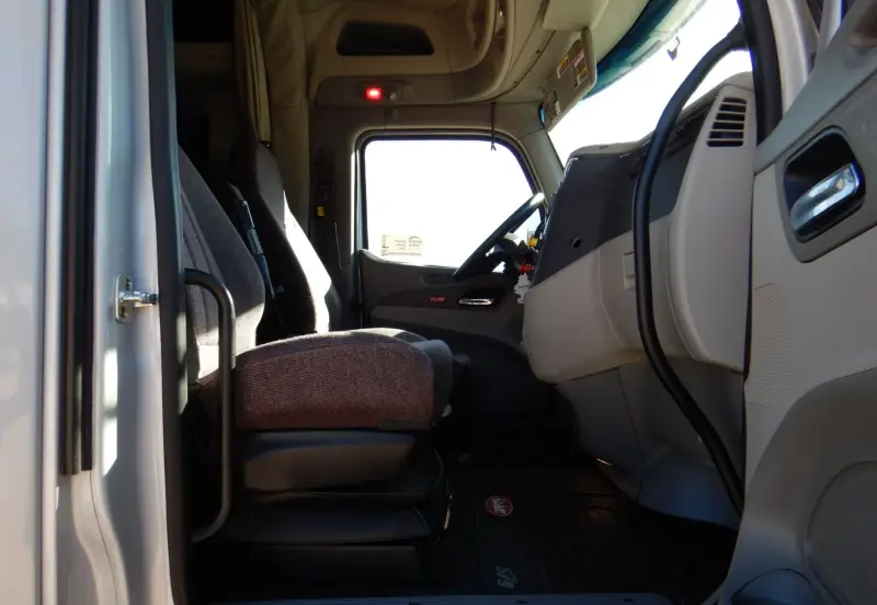 2019 Peterbilt 579 photo 39
