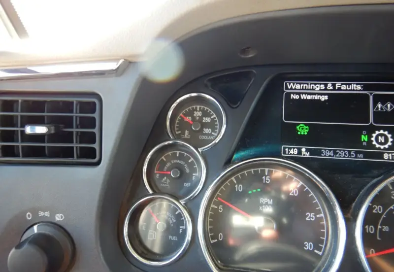 2019 Peterbilt 579 photo 18