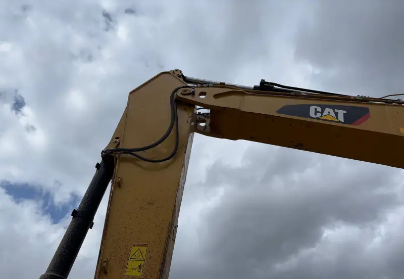 2018 Caterpillar 349FL photo 17