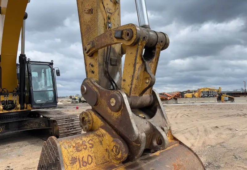 2018 Caterpillar 349FL photo 30