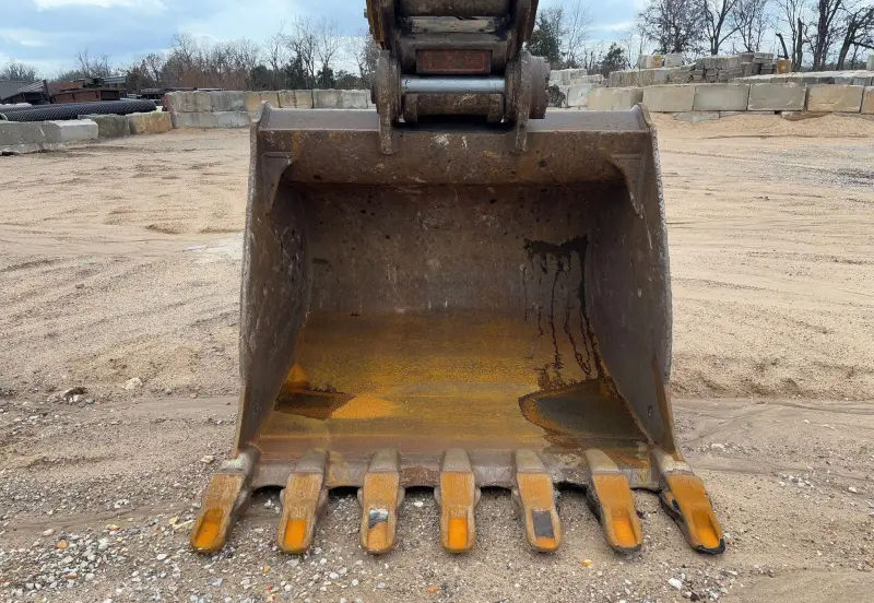 2018 Caterpillar 349FL photo 24