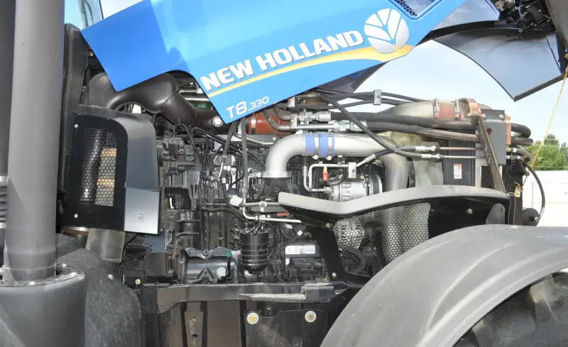 2012 New Holland T8.330 photo 30