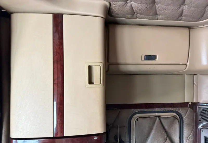 2020 Freightliner Coronado glider kit photo 63
