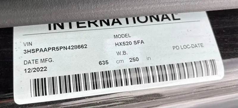 2023 International HX520 photo 135