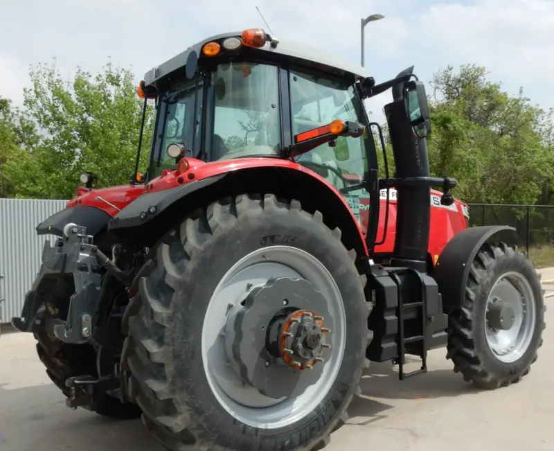 2019 Massey-Ferguson 7724S photo 5